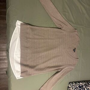 Hilary Radley Beige V-Neck Sweater with White Layered Hem